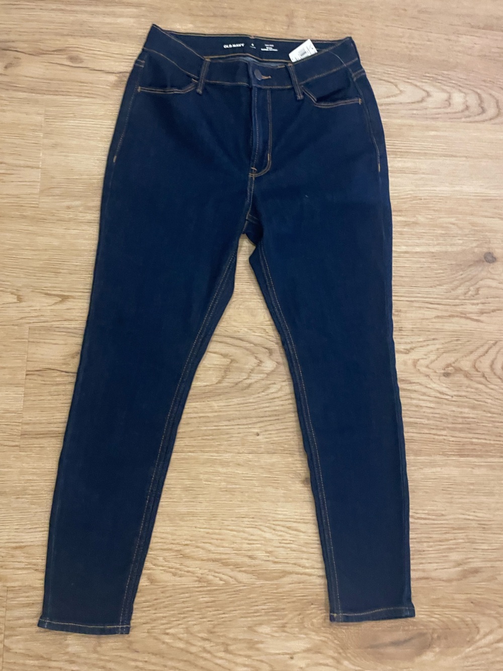 Old Navy Women’s Dark Navy Skinny Jeans